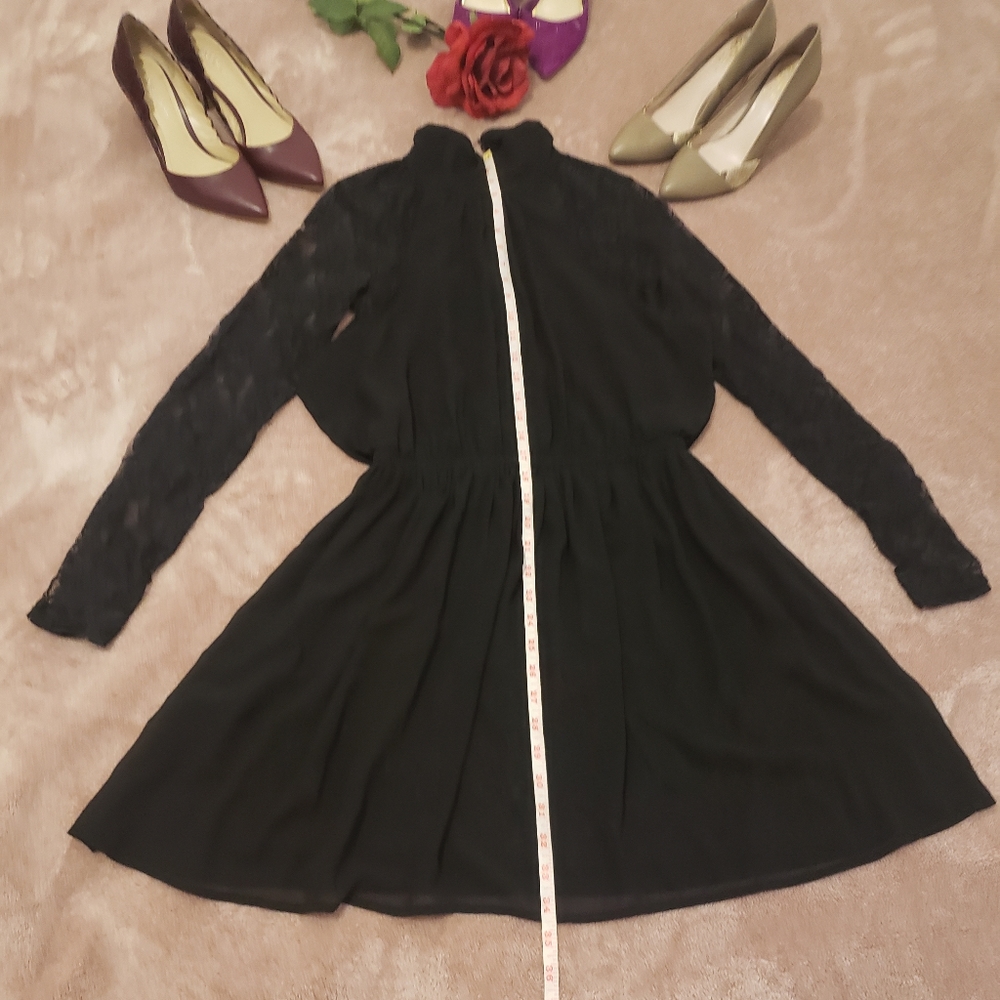 Vero Moda Lace Dress - Picture 9 of 14